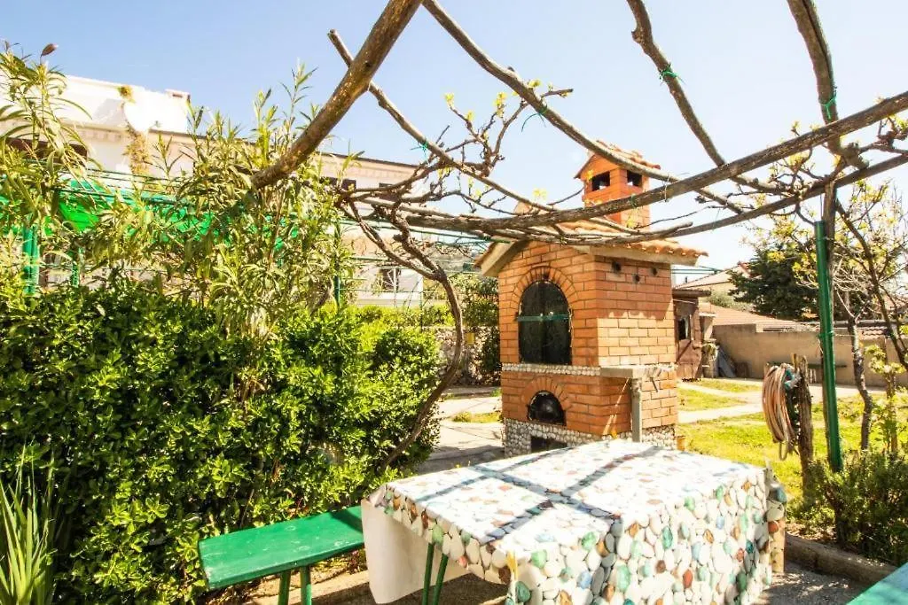 Lucky A2 Appartement Baška